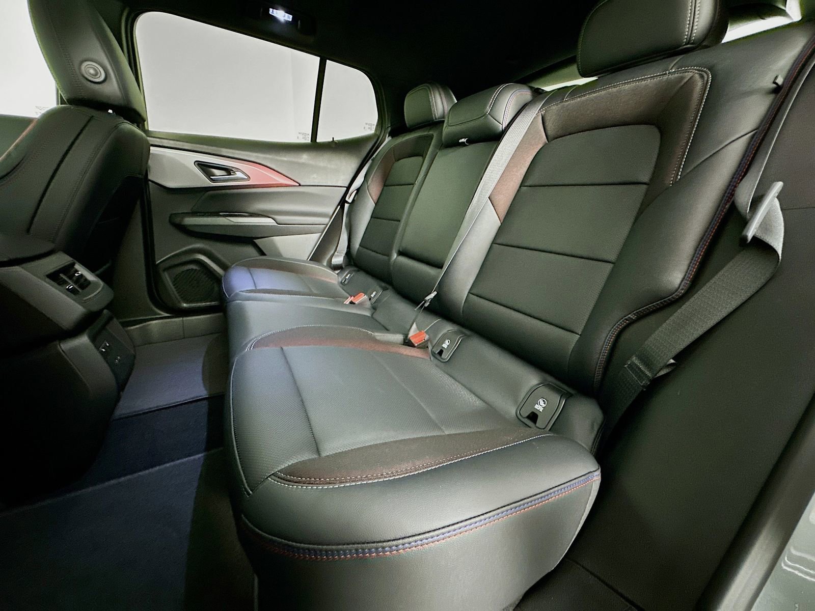 New 2026 Chevrolet Equinox EV RS image 25