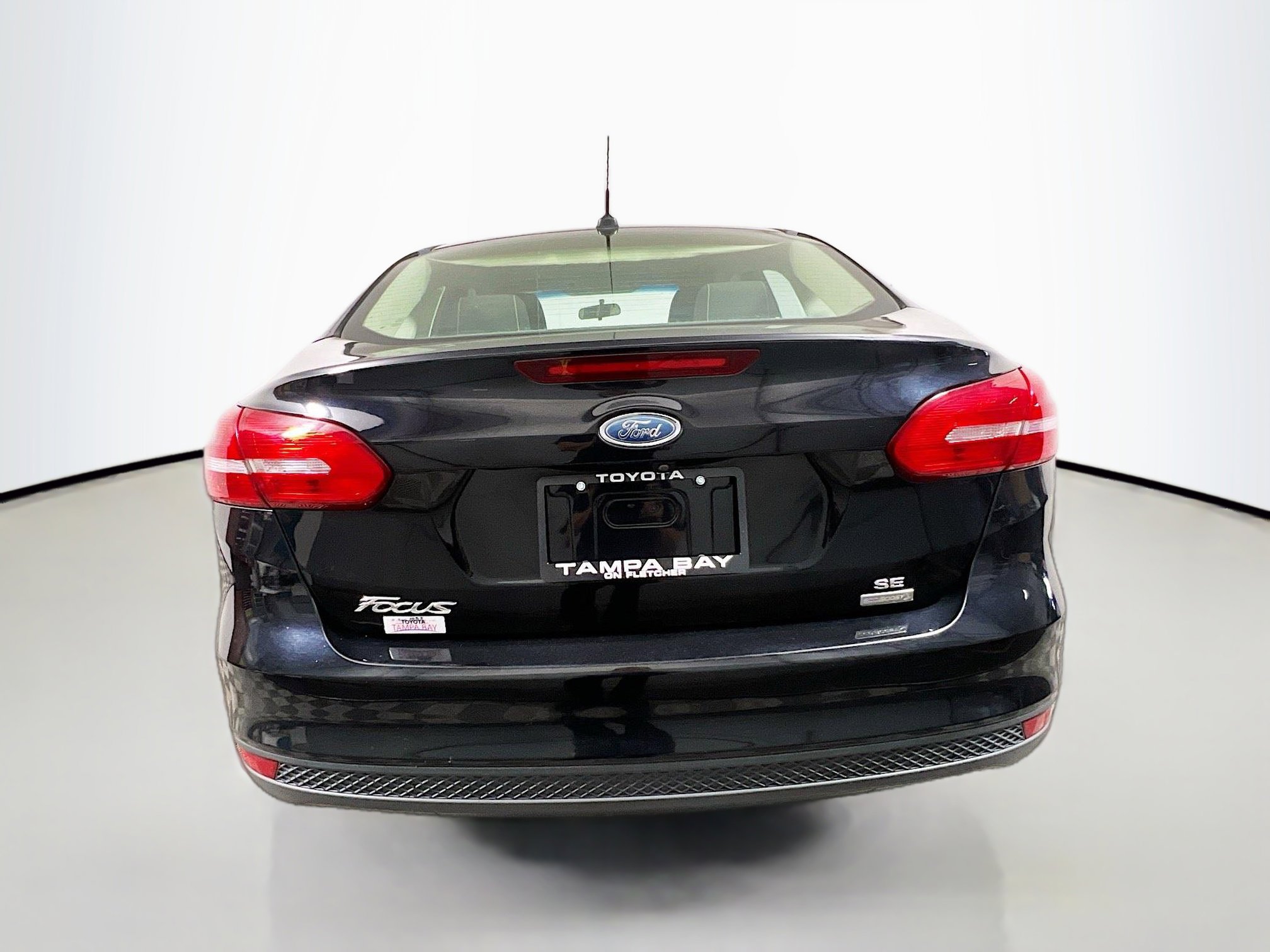 Used 2018 Ford Focus SE image 6