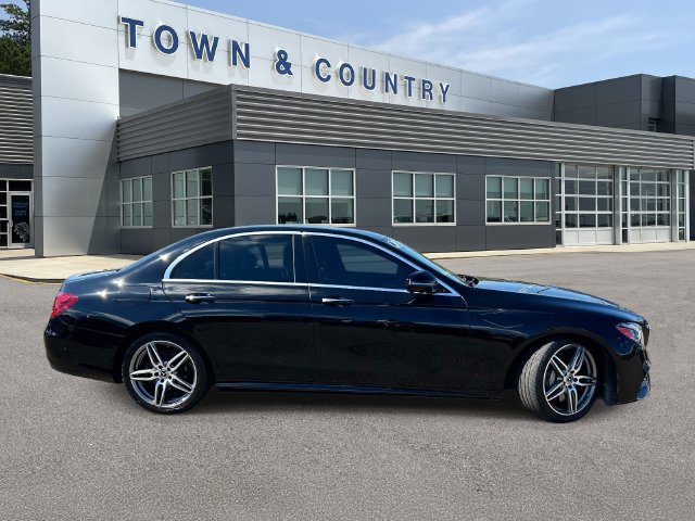 Used 2020 Mercedes-Benz E 350 Sedan image 2