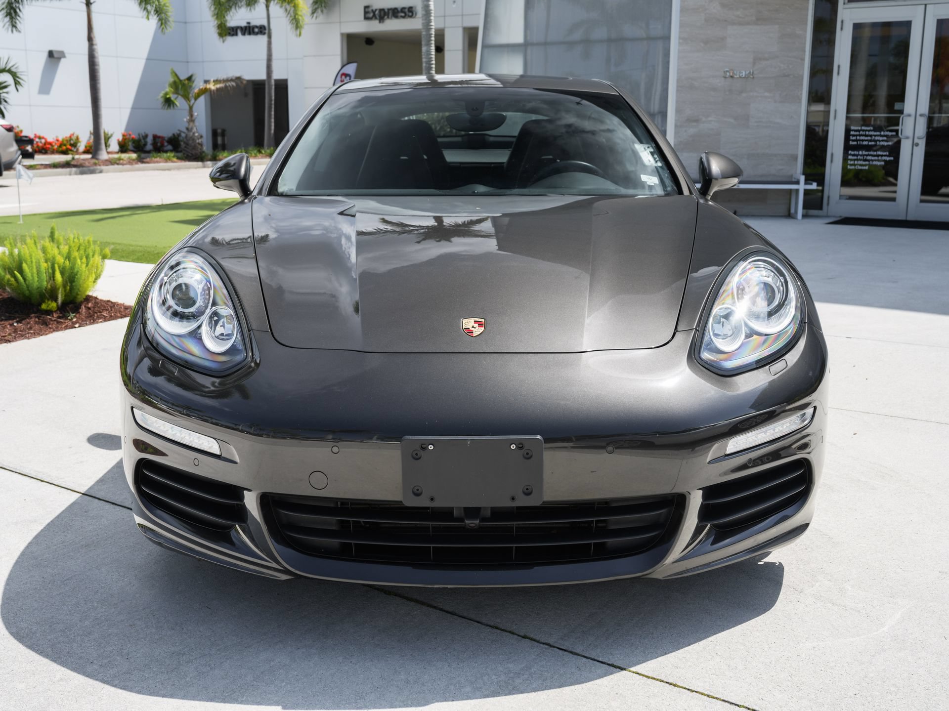Used 2014 Porsche Panamera 4 AWD/4WD image 5