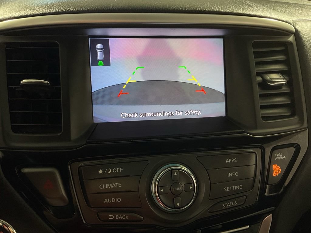 Used 2019 Nissan Pathfinder S AWD/4WD image 3