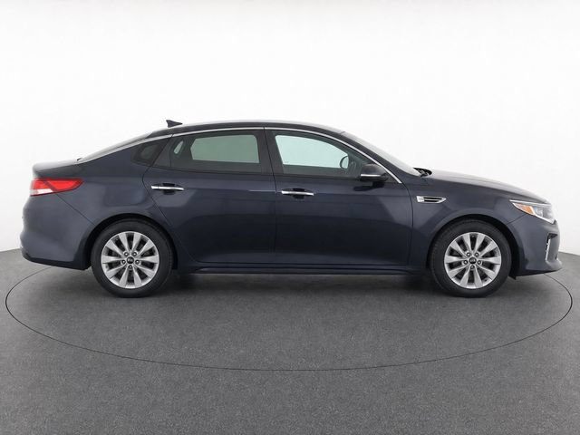 Used 2018 Kia Optima S FWD image 8