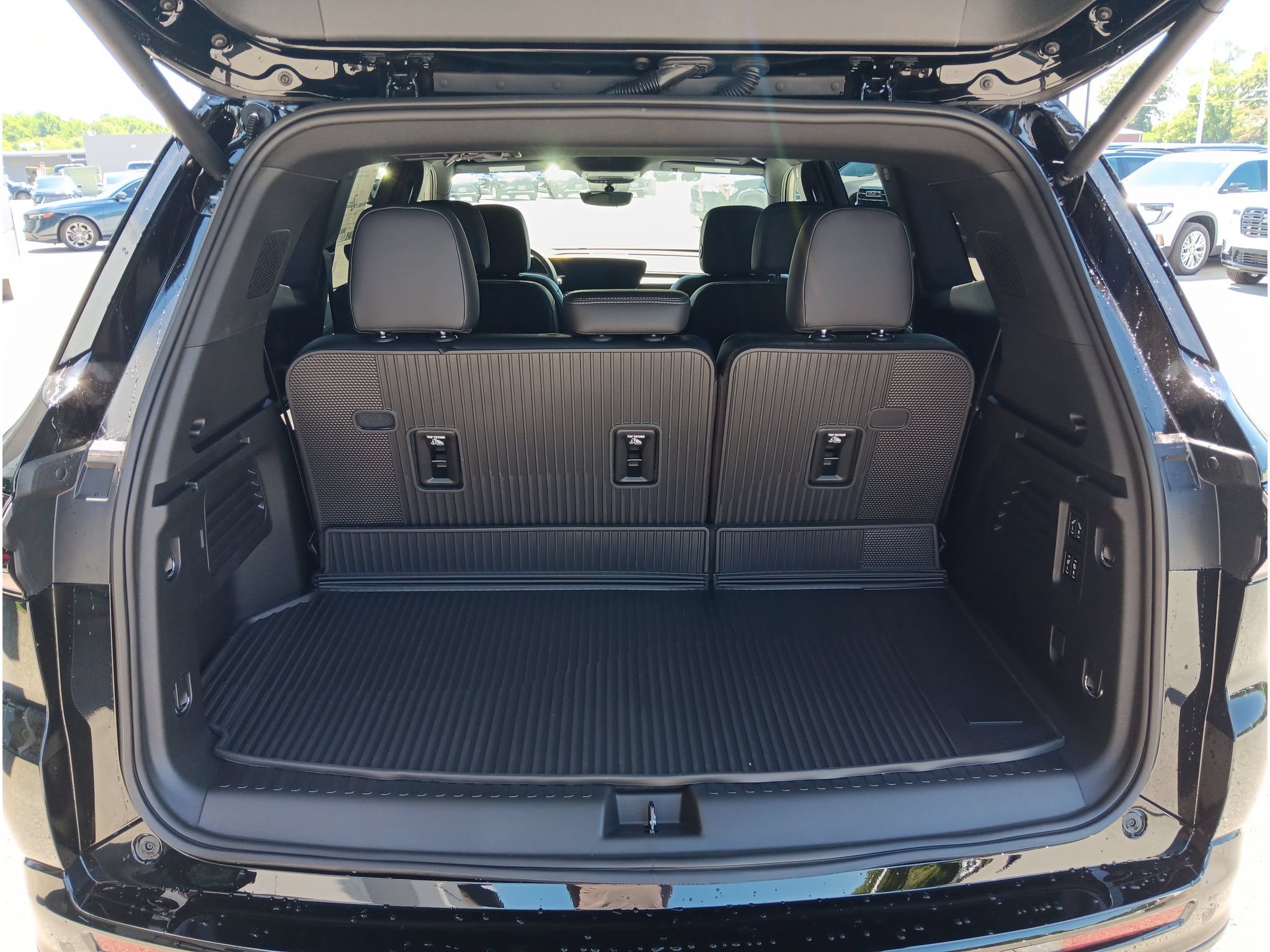 New 2026 Buick Enclave Sport Touring w/ Power Package AWD/4WD image 16