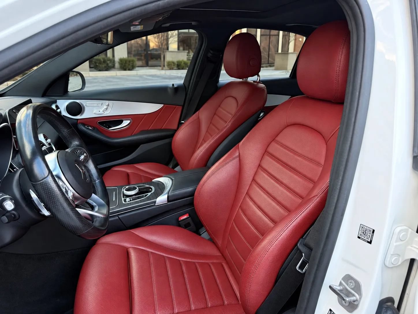 Used 2019 Mercedes-Benz C 300 4MATIC Sedan image 7