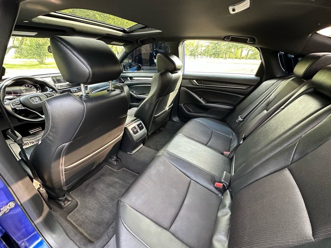 Used 2019 Honda Accord Sport image 17