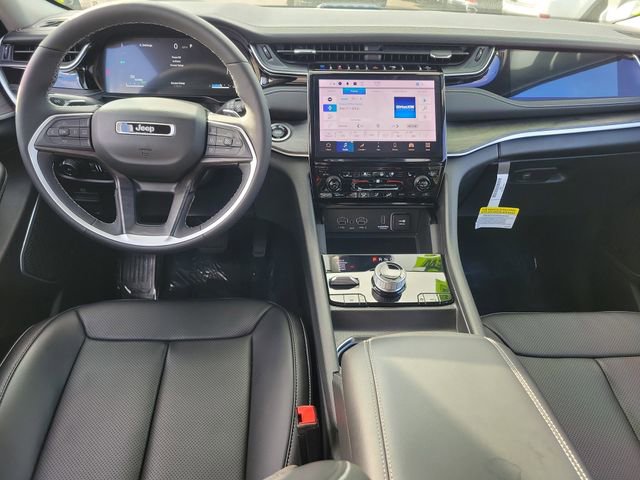 Used 2023 Jeep Grand Cherokee 4WD 4xe w/ Luxury Tech Group II image 9