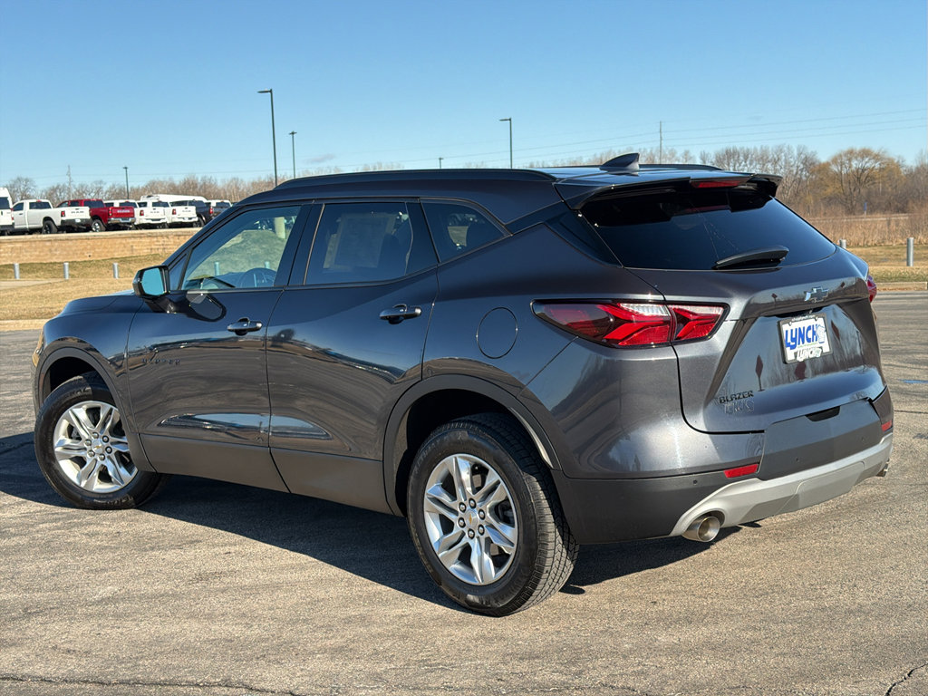 Used 2022 Chevrolet Blazer LT w/ LPO, Black Accent Package image 2
