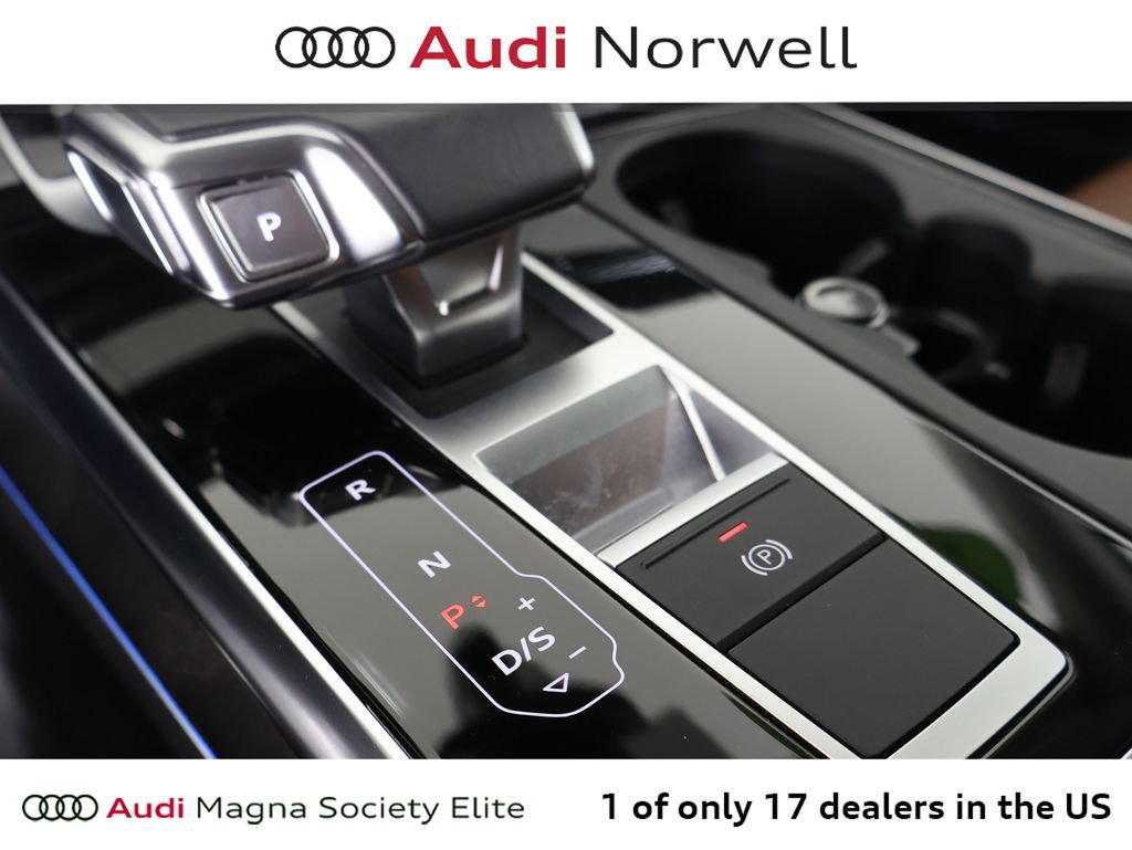 Used 2023 Audi Q7 2.0T Premium Plus w/ Premium Plus Package AWD/4WD image 4