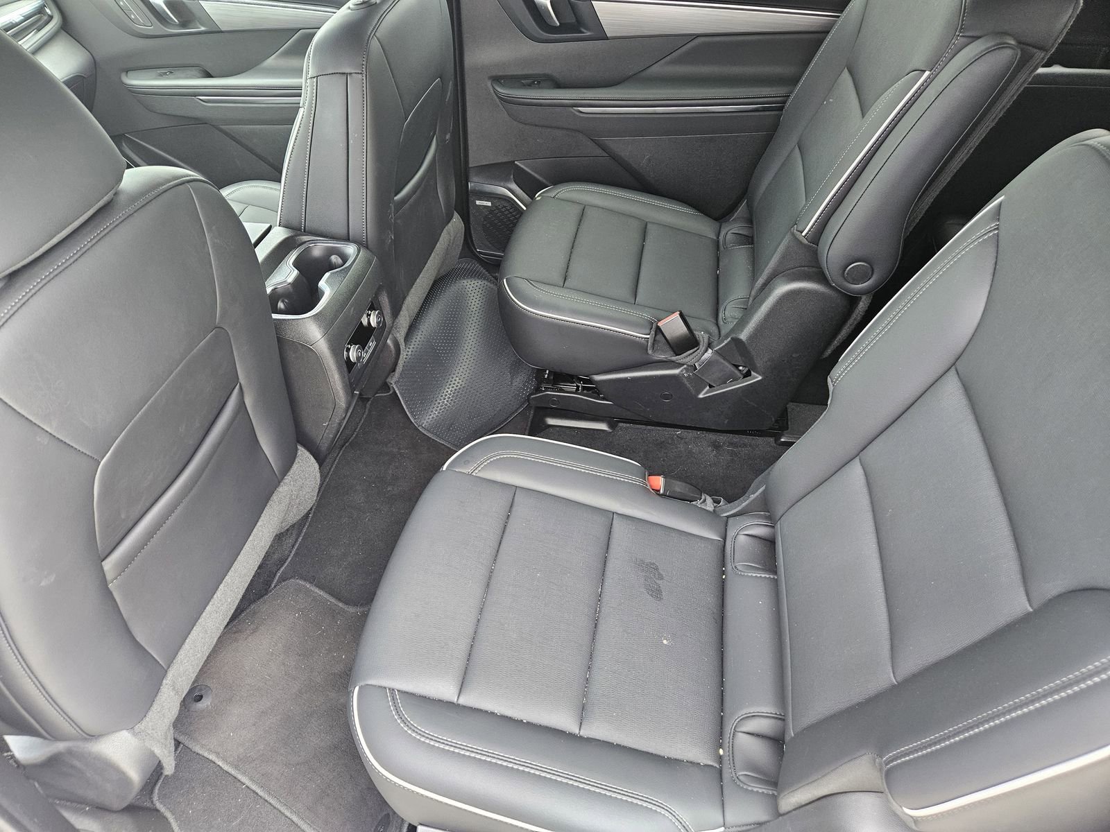 Used 2025 Buick Enclave Preferred image 34