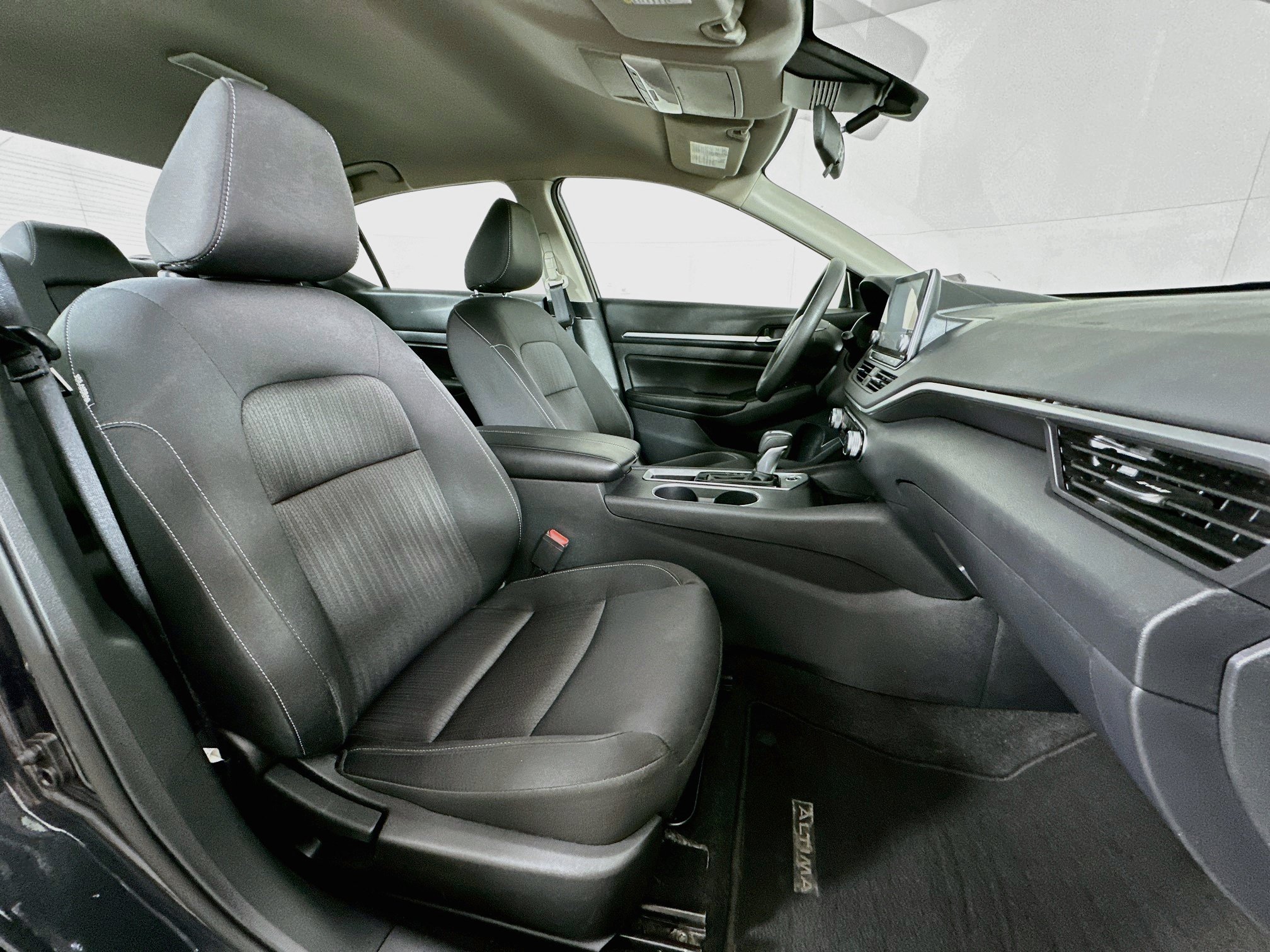 Used 2022 Nissan Altima 2.5 SV FWD image 29