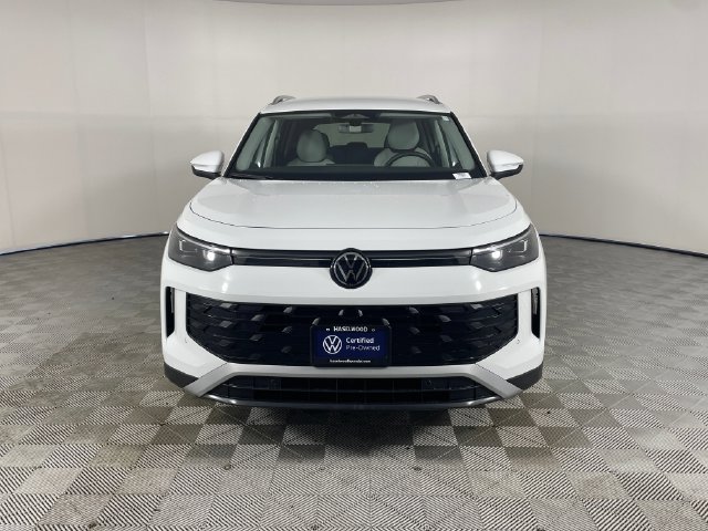 Used 2025 Volkswagen Tiguan SE FWD image 26