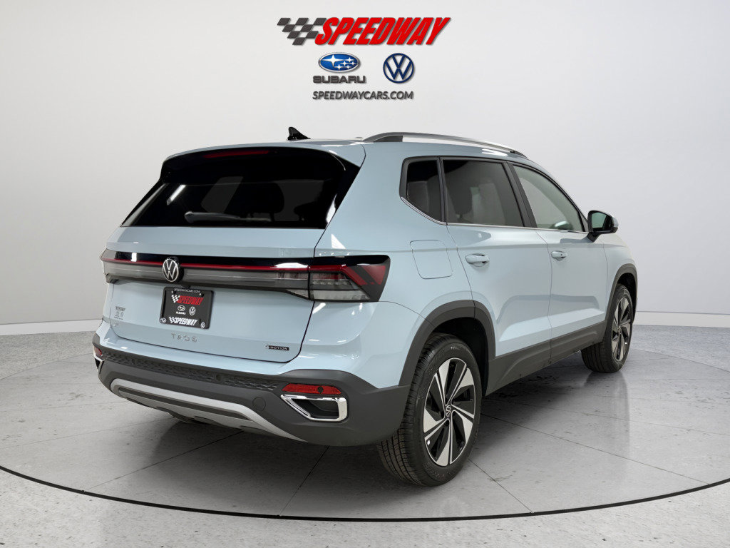 Used 2025 Volkswagen Taos SE image 7