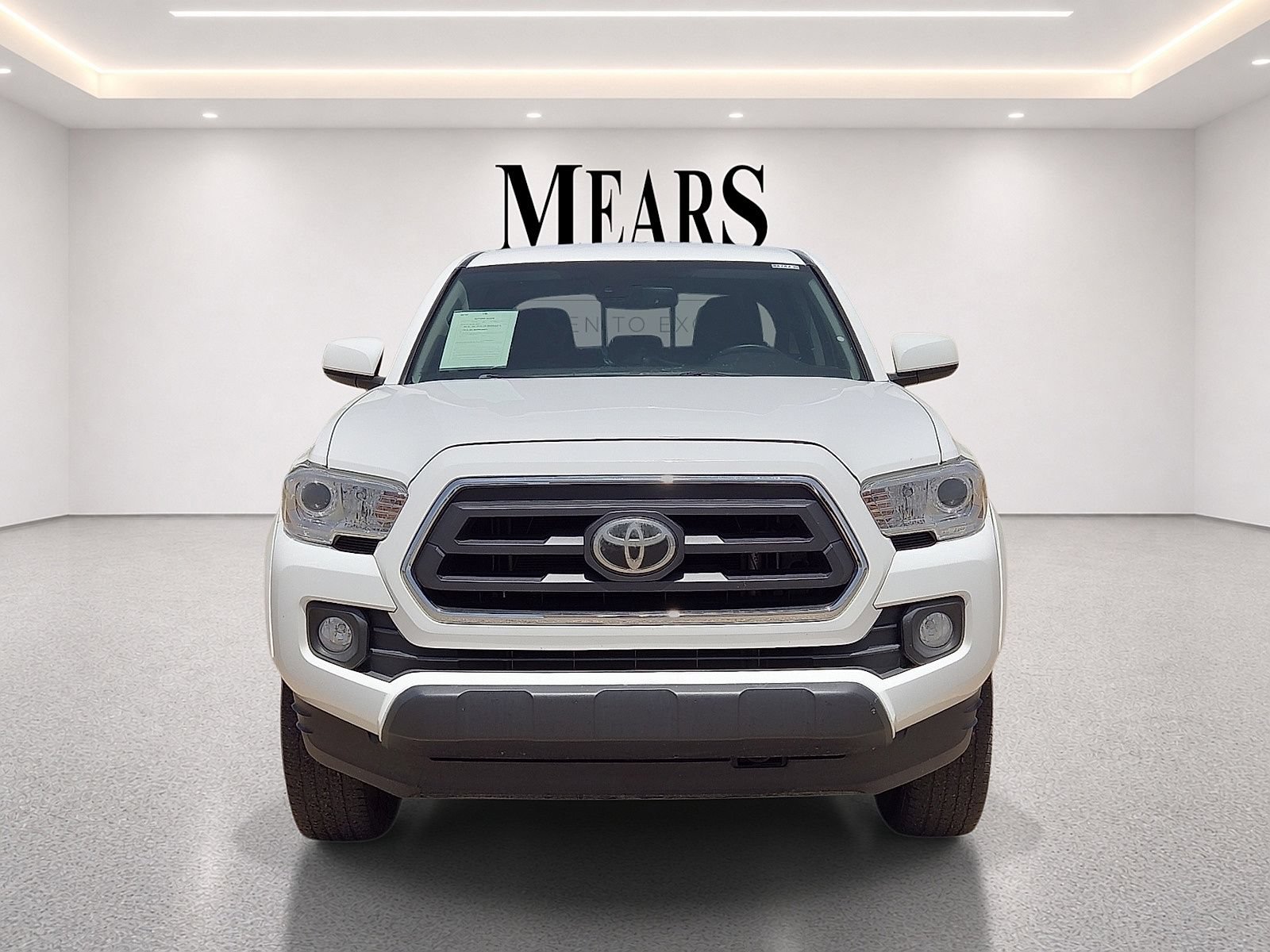 Used 2021 Toyota Tacoma SR5 RWD image 8