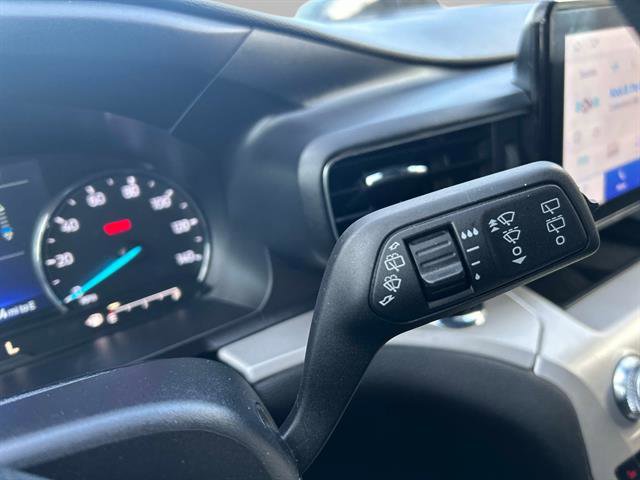 Used 2023 Ford Explorer XLT w/ Equipment Group 202A image 27