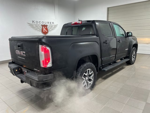 Used 2022 GMC Canyon AT4 image 6