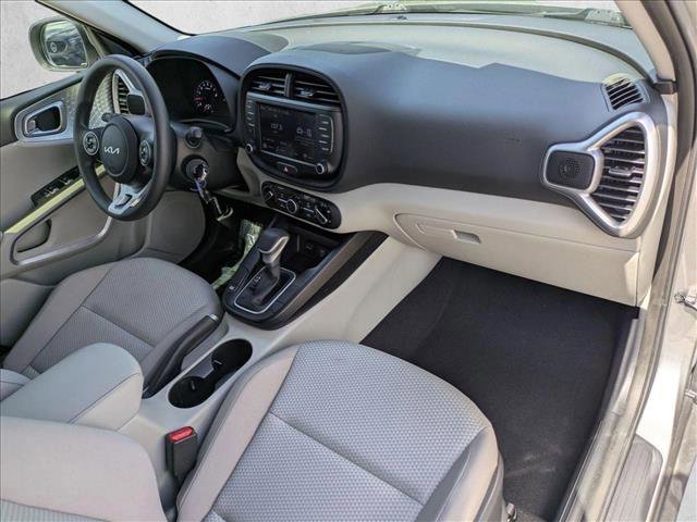 Used 2022 Kia Soul LX FWD image 19