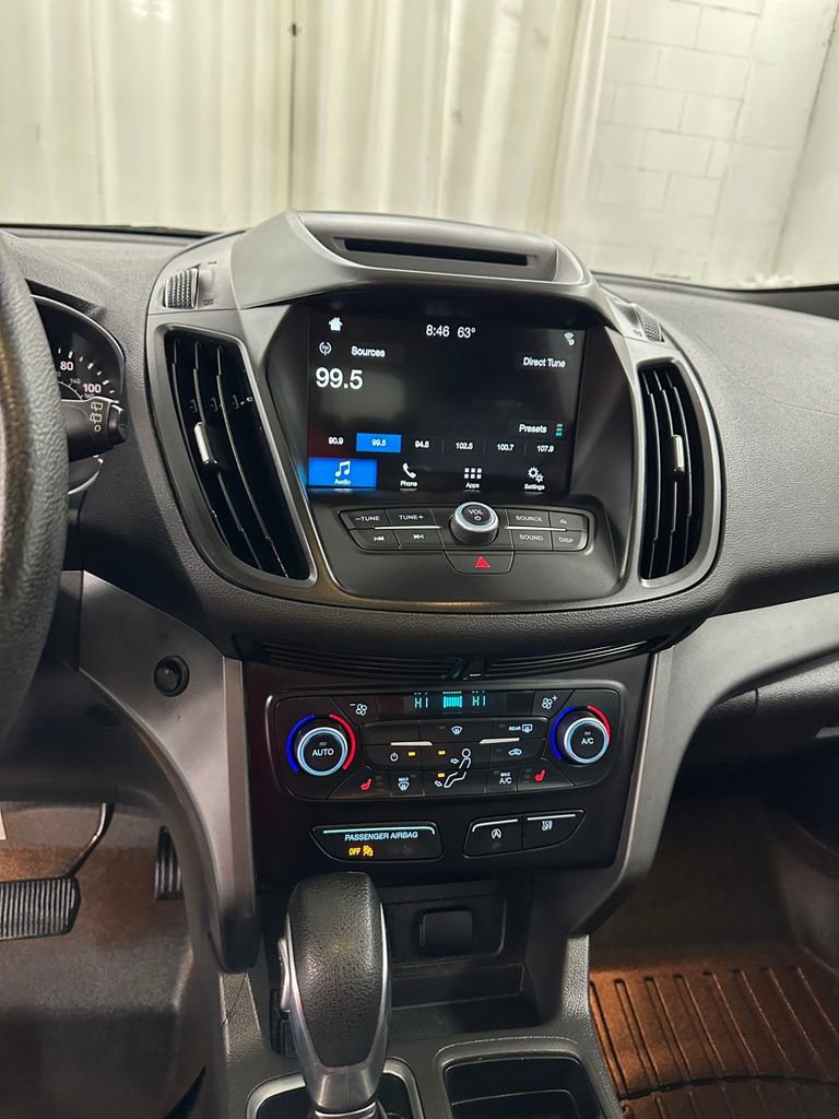 Used 2018 Ford Escape SE w/ SE Sync 3 Package AWD/4WD image 20