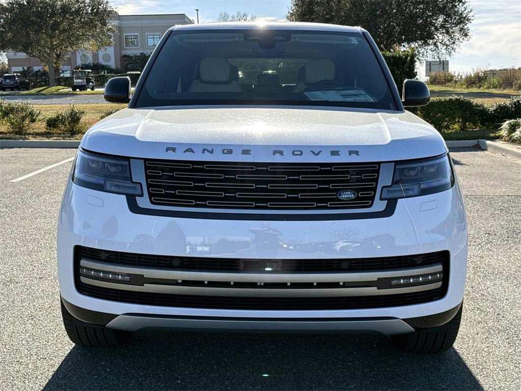 New 2026 Land Rover Range Rover Long Wheelbase SE image 8