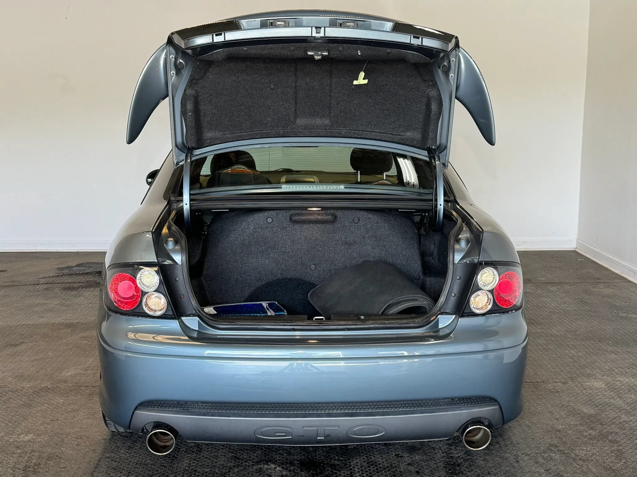 Used 2006 Pontiac GTO RWD image 27