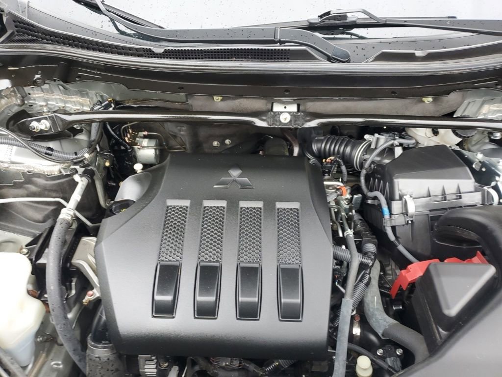 Used 2024 Mitsubishi Eclipse Cross Black Edition image 11