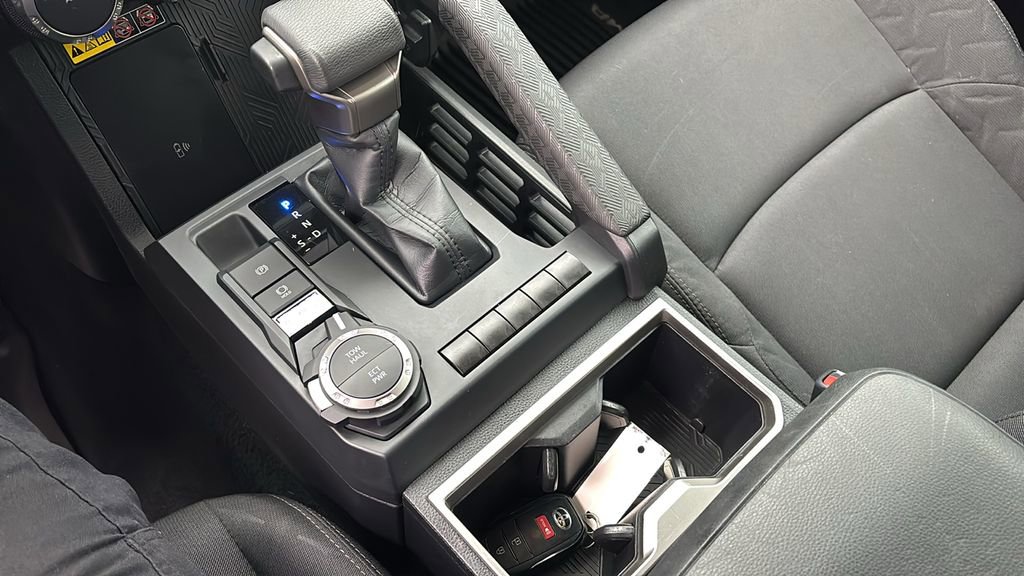 Used 2024 Toyota Tacoma SR5 image 21