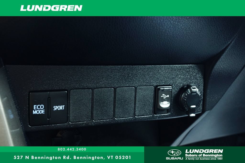Used 2014 Toyota RAV4 XLE AWD/4WD image 21
