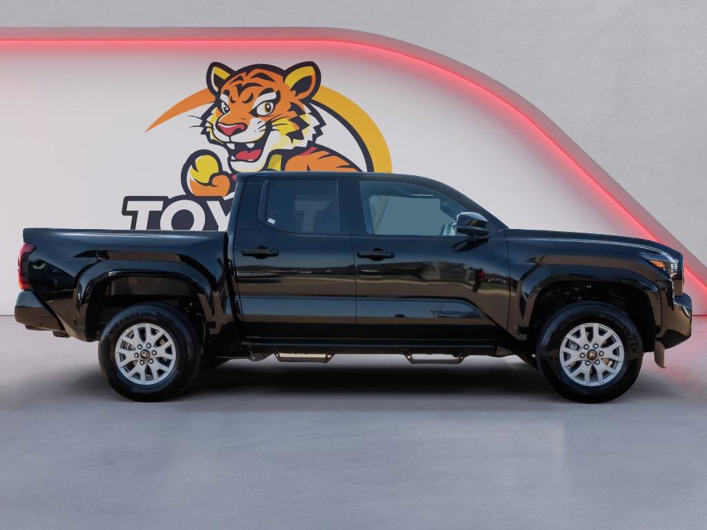 New 2026 Toyota Tacoma SR5 AWD/4WD image 4
