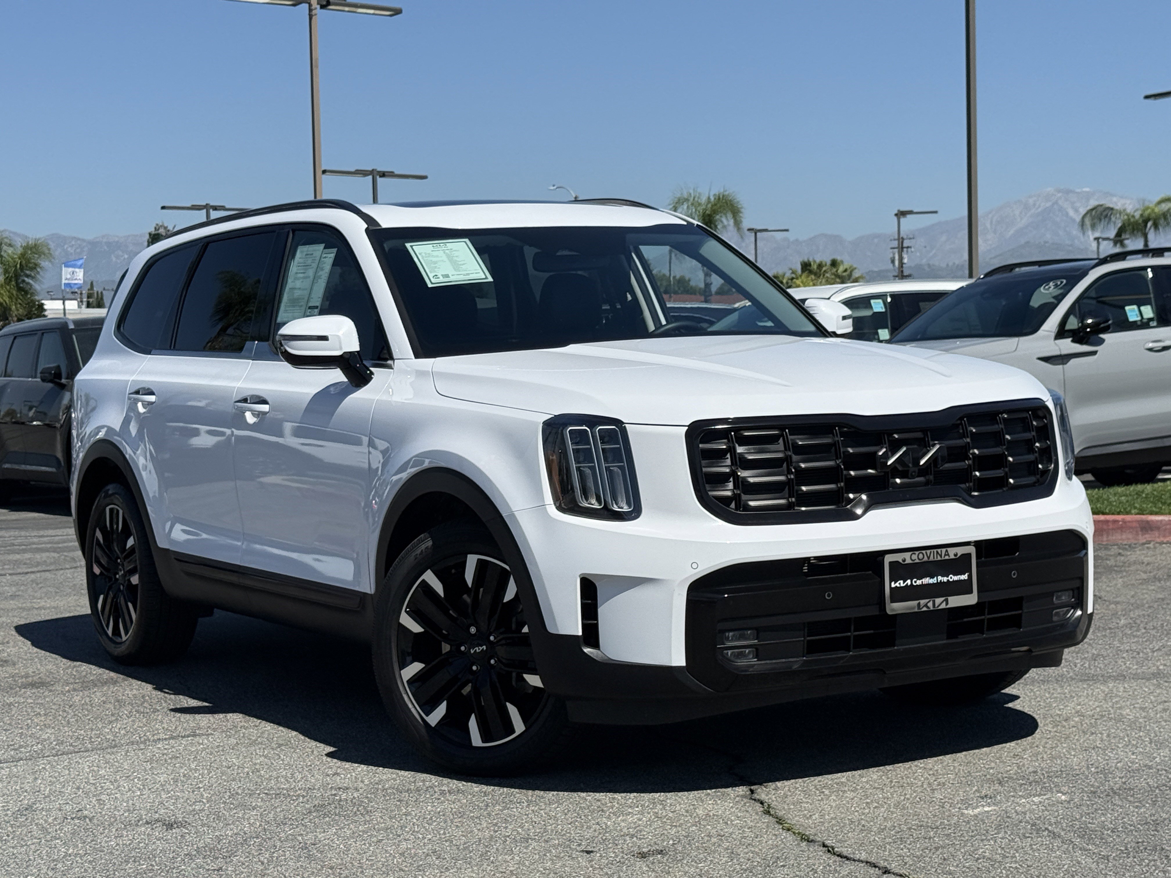 Certified 2024 Kia Telluride SX image 1