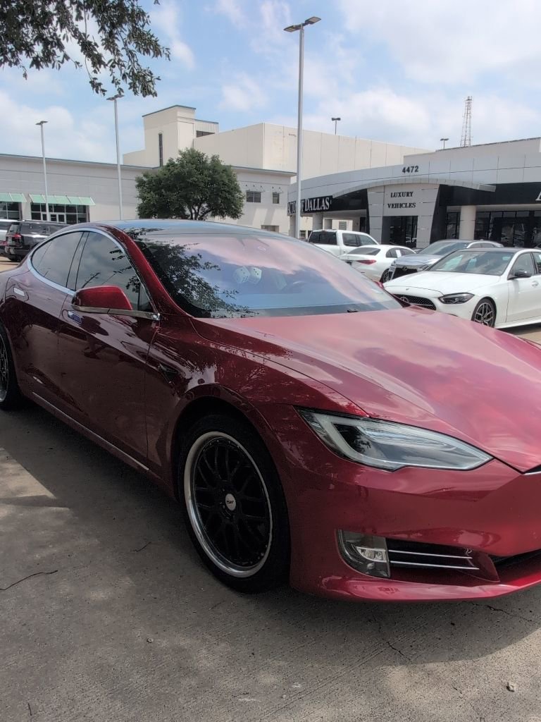 Used 2017 Tesla Model S 75 RWD image 1