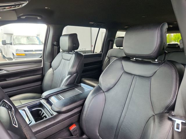 Used 2023 Jeep Wagoneer L Series II image 21