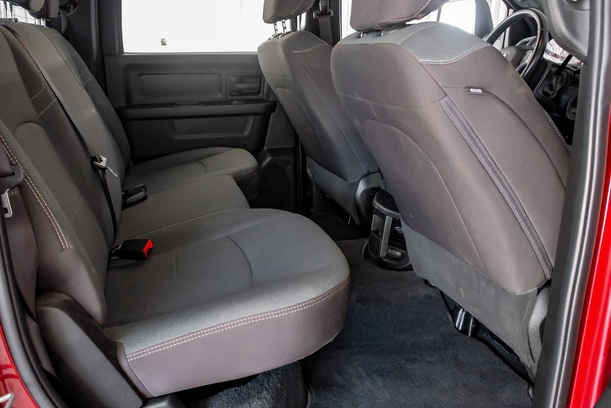 Used 2024 RAM 3500 Tradesman w/ Chrome Appearance Group AWD/4WD image 36