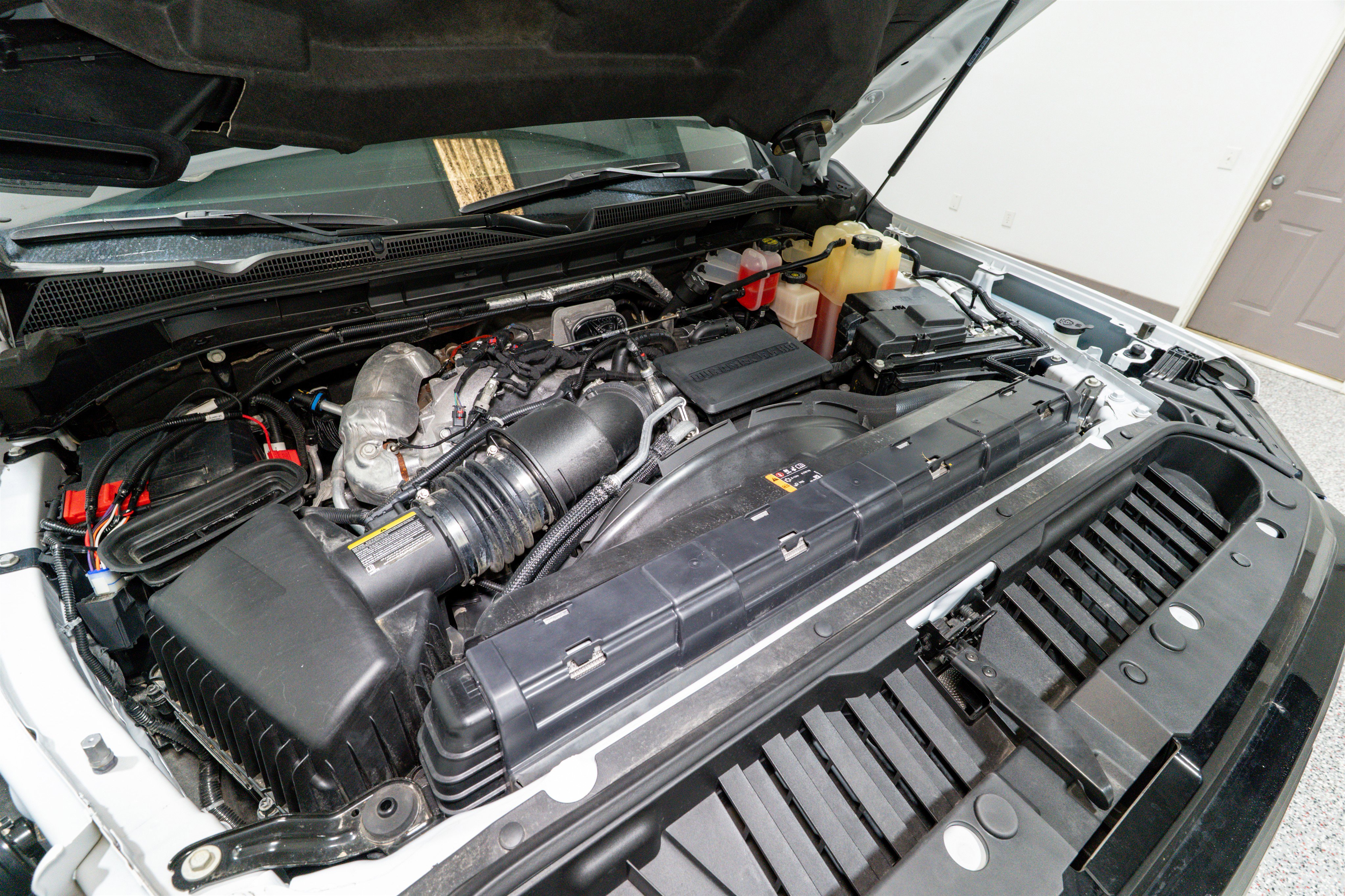 Used 2024 GMC Sierra 2500 AT4 image 36