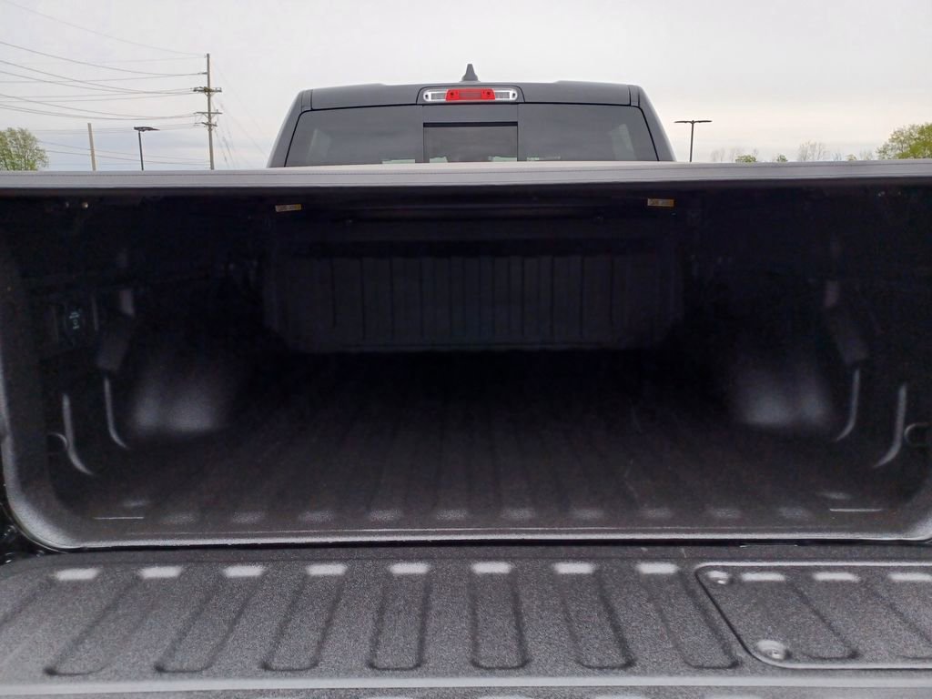 New 2026 RAM 1500 Laramie AWD/4WD image 32