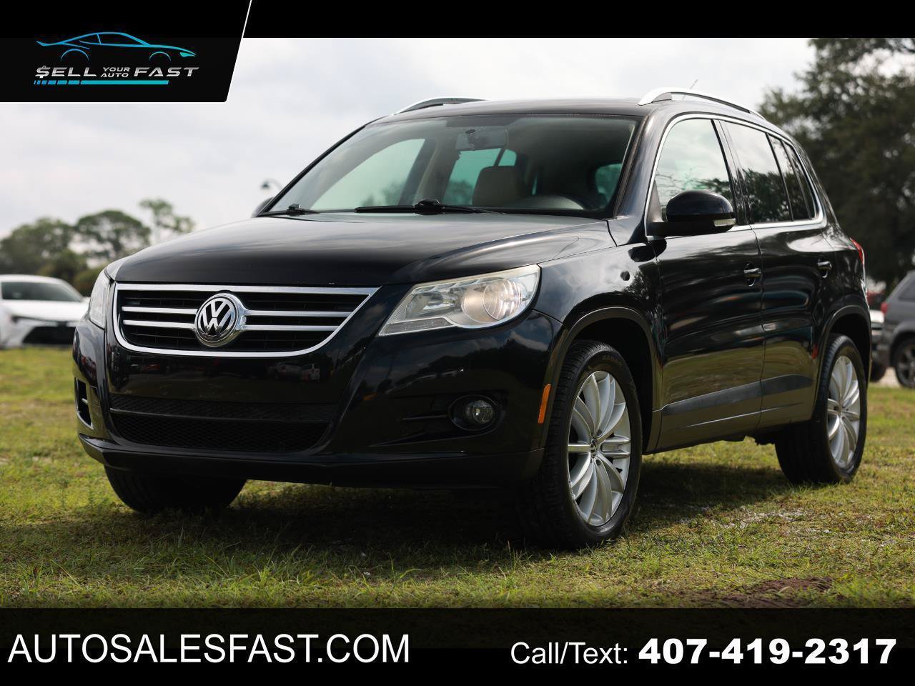 Used 2011 Volkswagen Tiguan SE FWD image 1