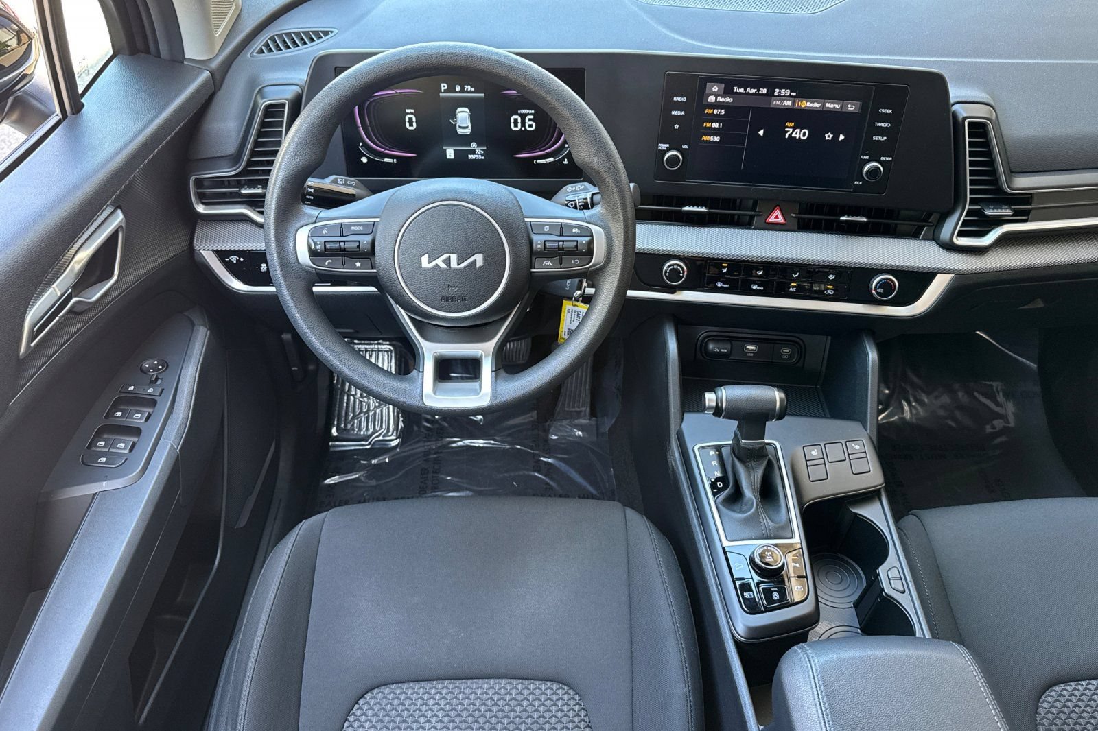 Used 2024 Kia Sportage LX AWD/4WD image 17