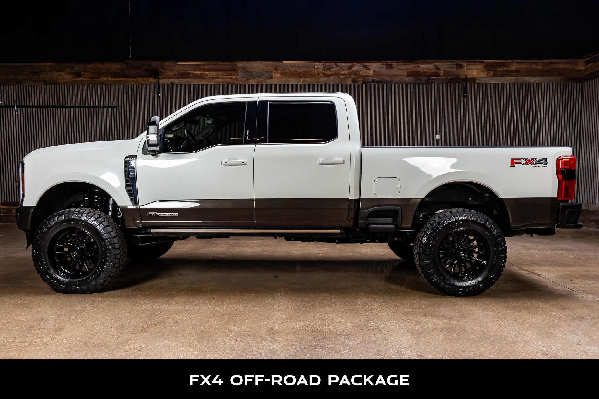 Used 2024 Ford F250 King Ranch w/ FX4 Off-Road Package image 6