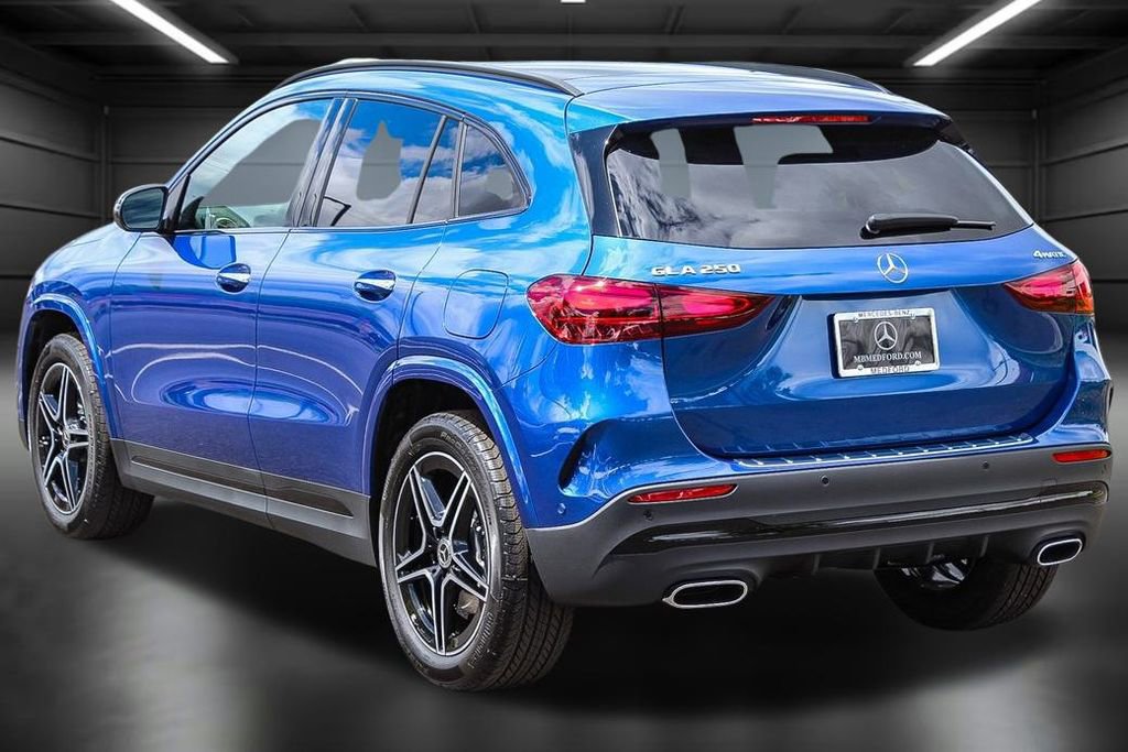 Used 2024 Mercedes-Benz GLA 250 4MATIC image 5