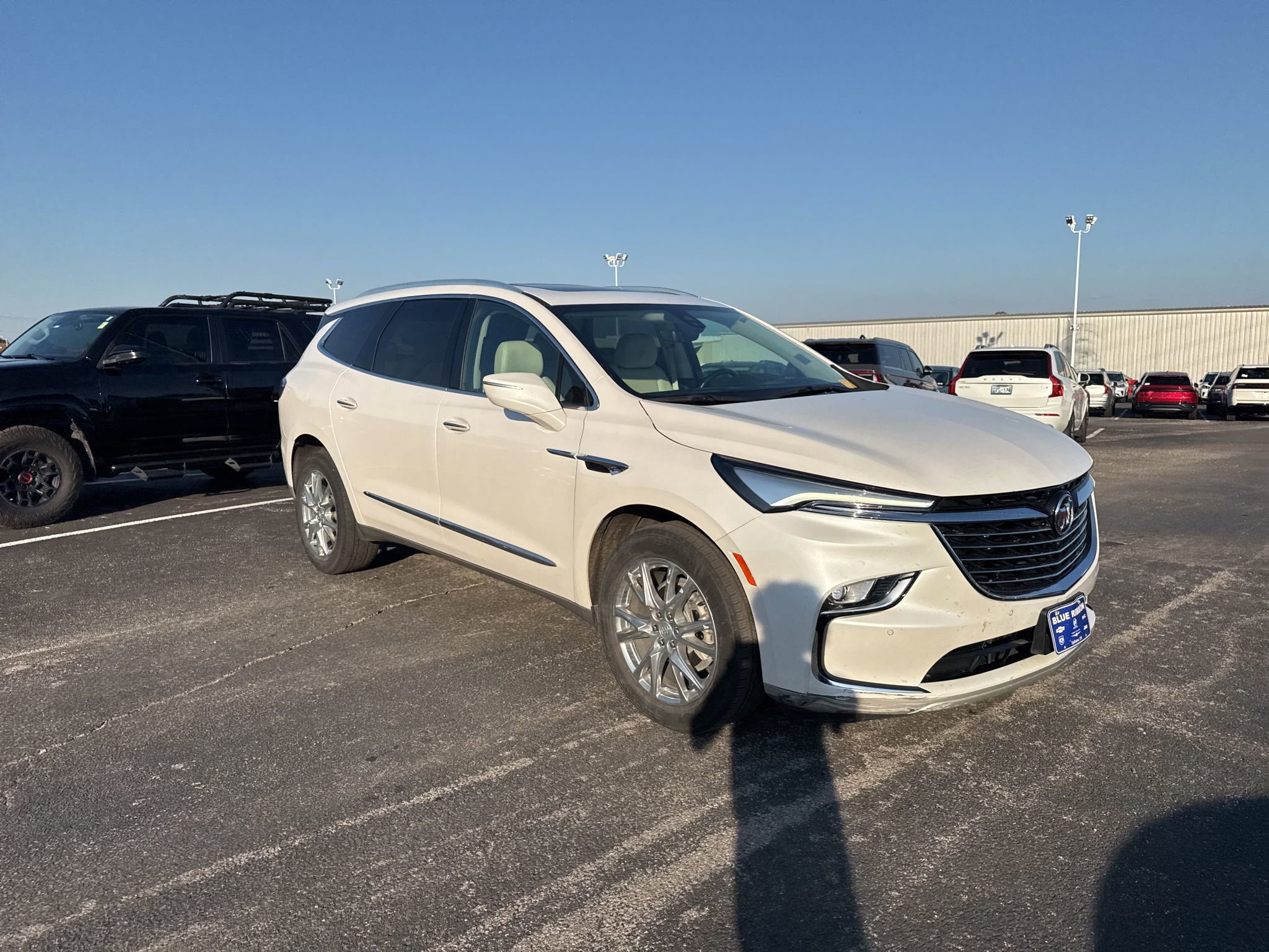 Used 2022 Buick Enclave Premium w/ Experience Buick Package image 8