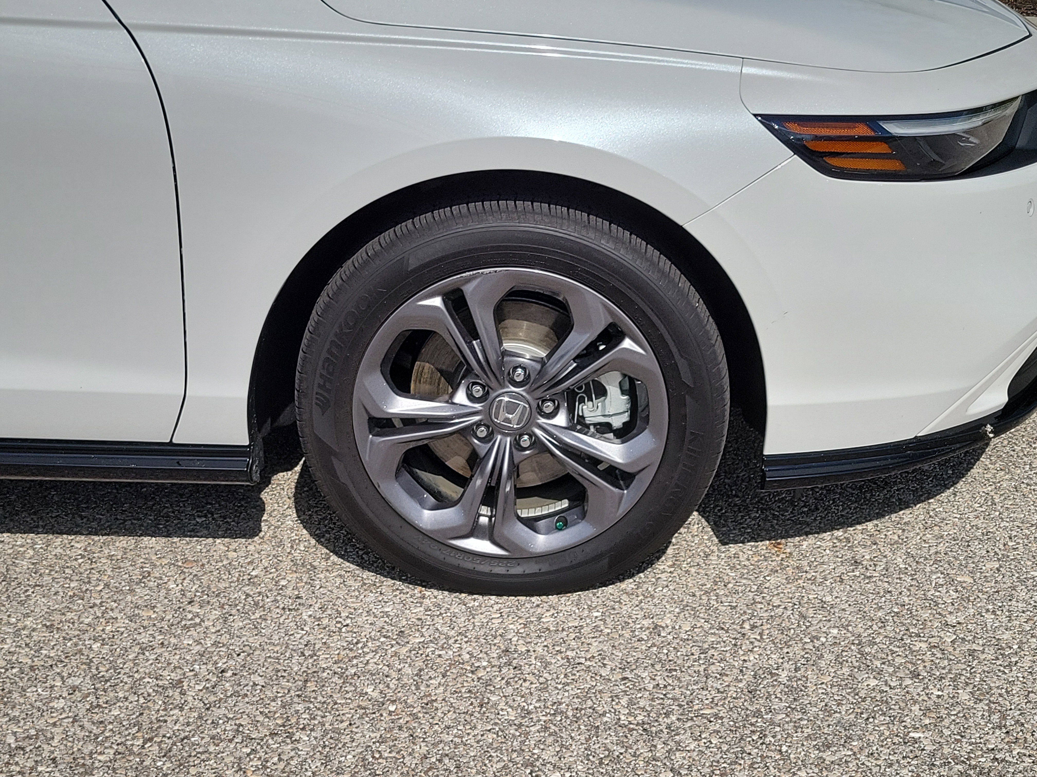 Certified 2024 Honda Accord EX-L image 7