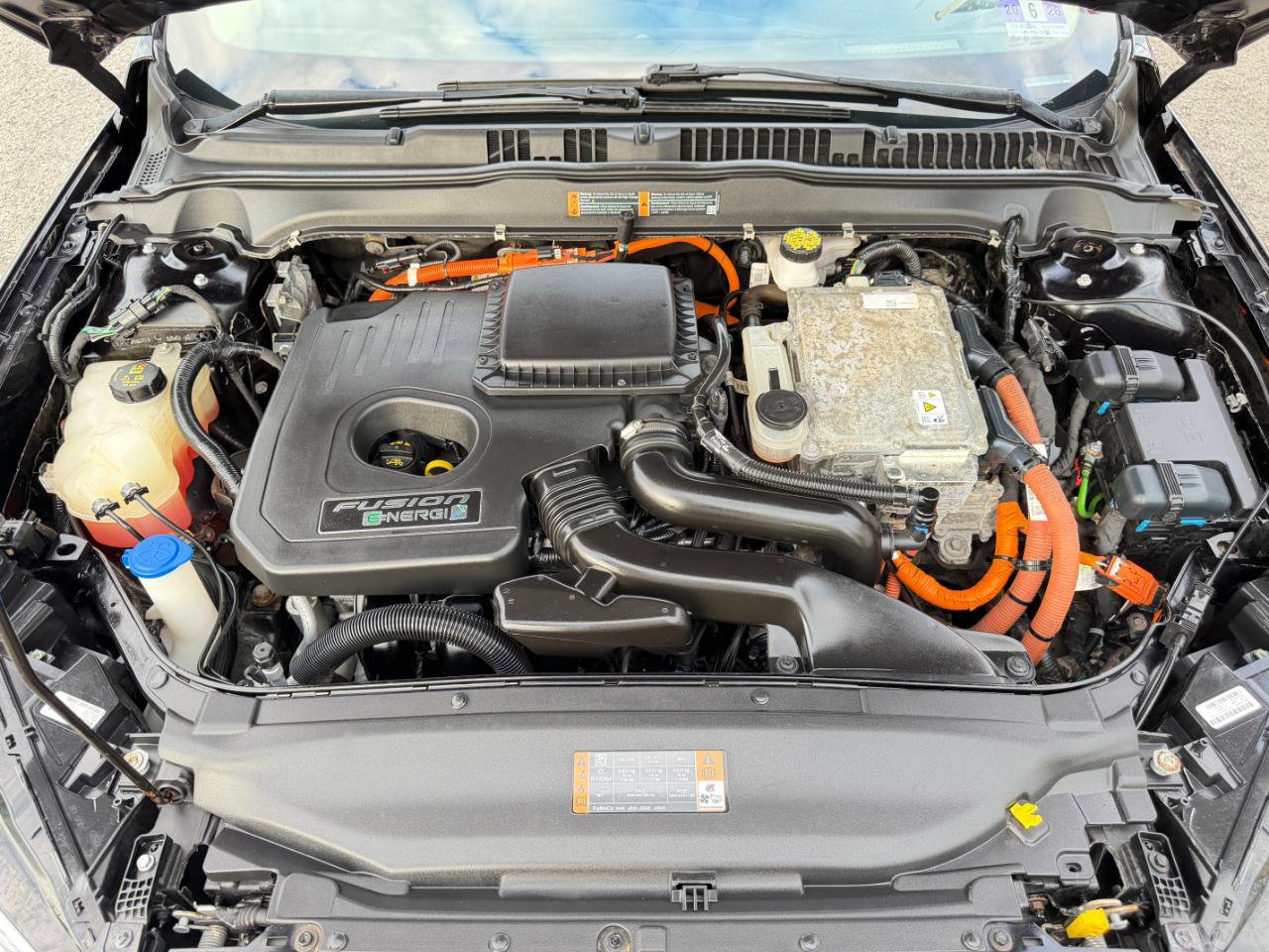 Used 2019 Ford Fusion Energi Titanium FWD image 78