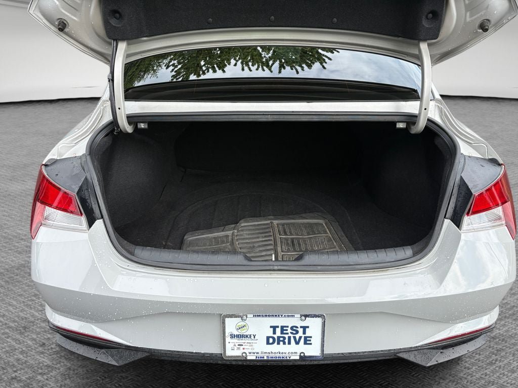 Used 2021 Hyundai Elantra SEL FWD image 25
