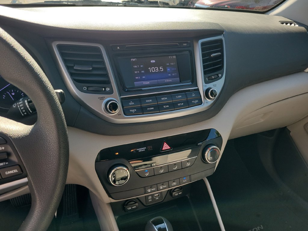 Used 2017 Hyundai Tucson SE w/ Cargo Package FWD image 27