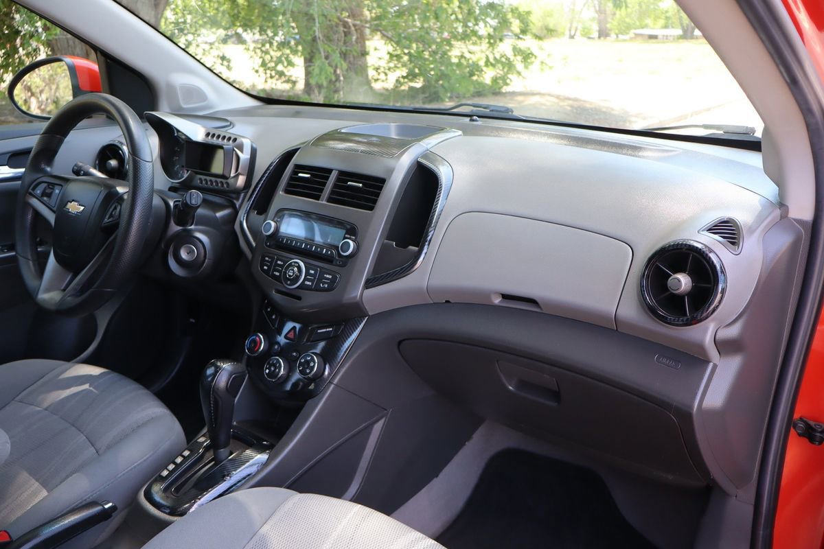 Used 2012 Chevrolet Sonic LT FWD image 17