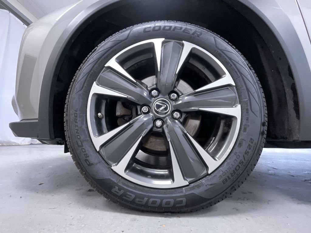 Used 2019 Lexus UX 250h image 14