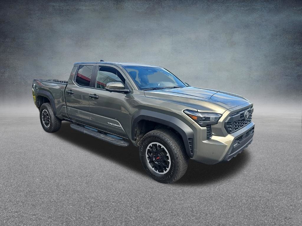 Used 2024 Toyota Tacoma TRD Off-Road w/ TRD Off Road Premium Package AWD/4WD image 2
