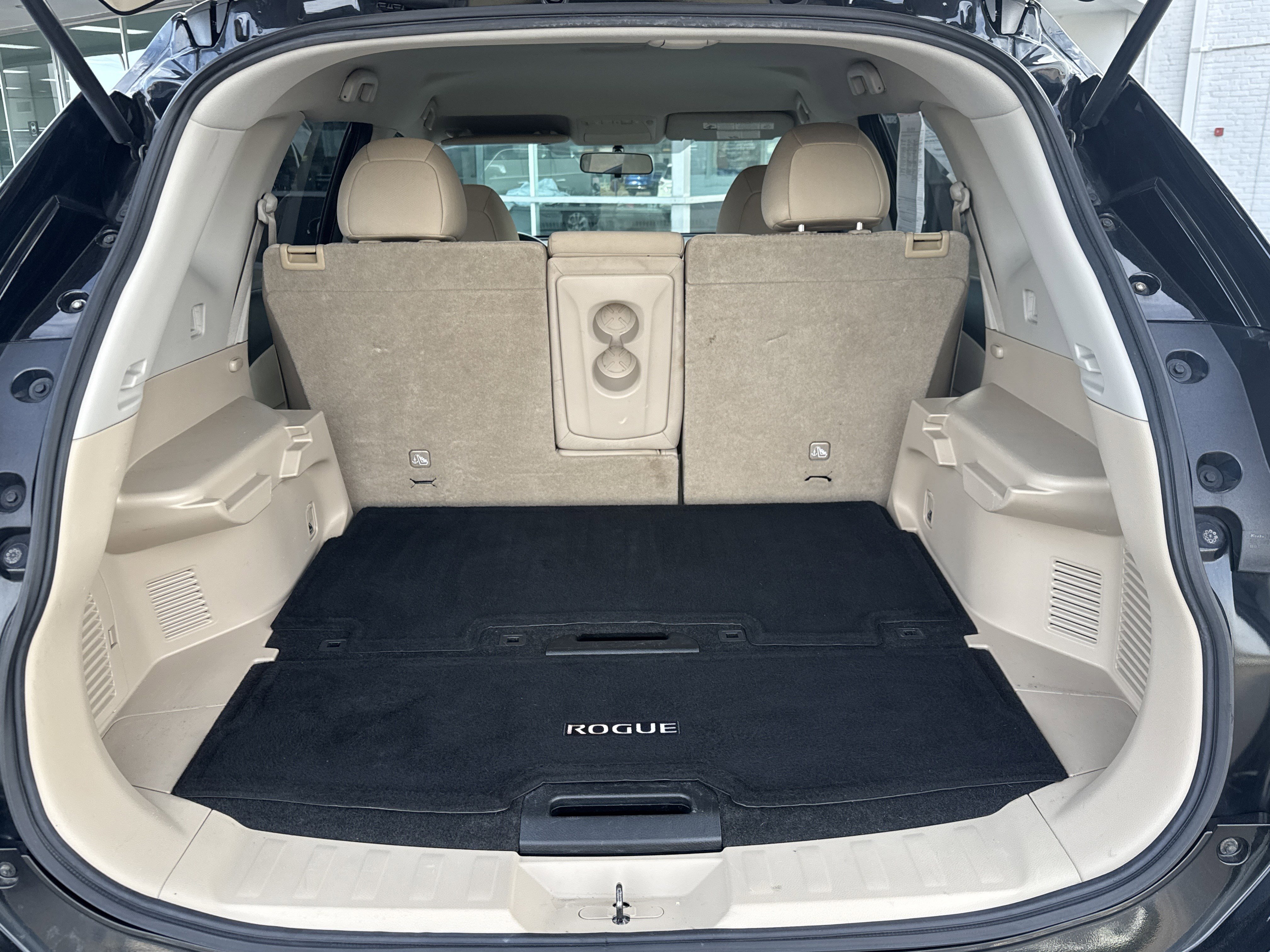 Used 2017 Nissan Rogue SV image 13