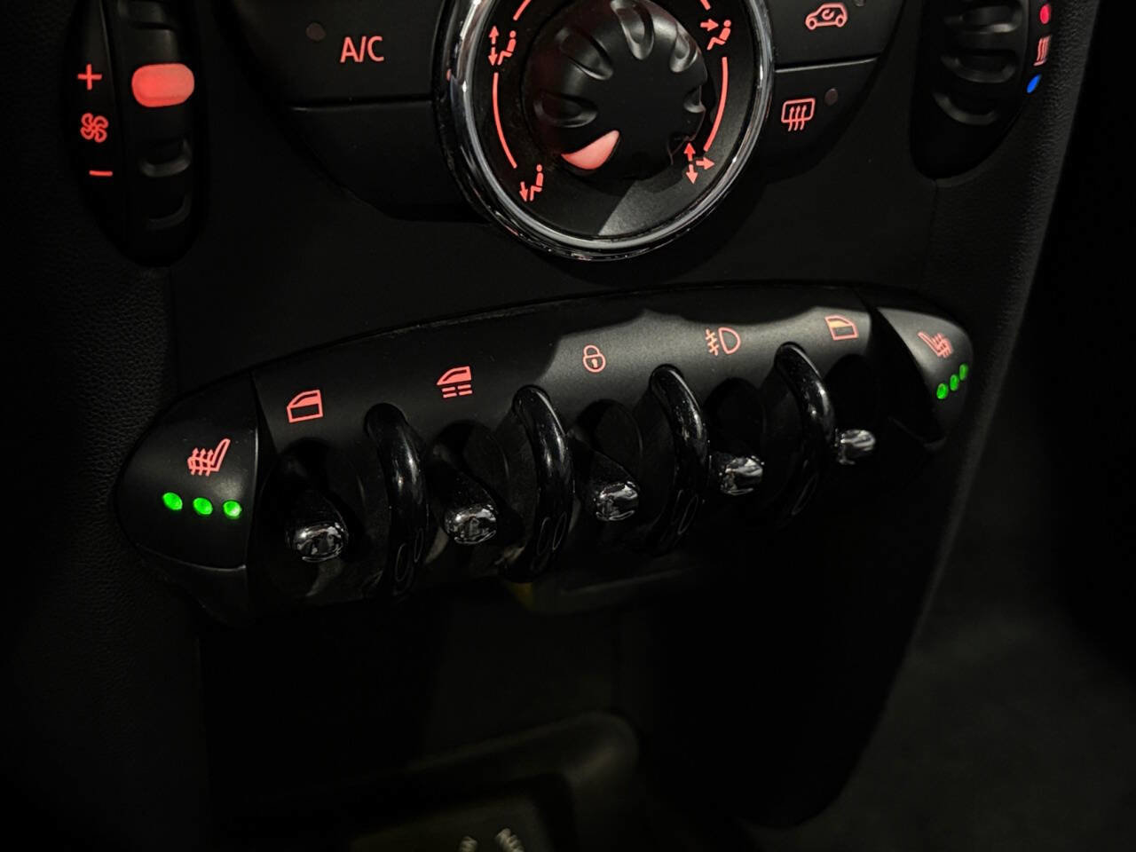 Used 2014 MINI Cooper S FWD image 23