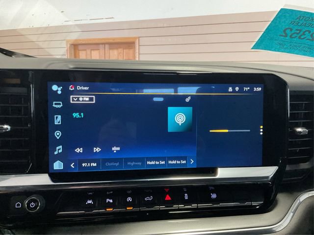 Used 2024 Chevrolet Silverado 1500 High Country w/ High Country Premium Package image 15