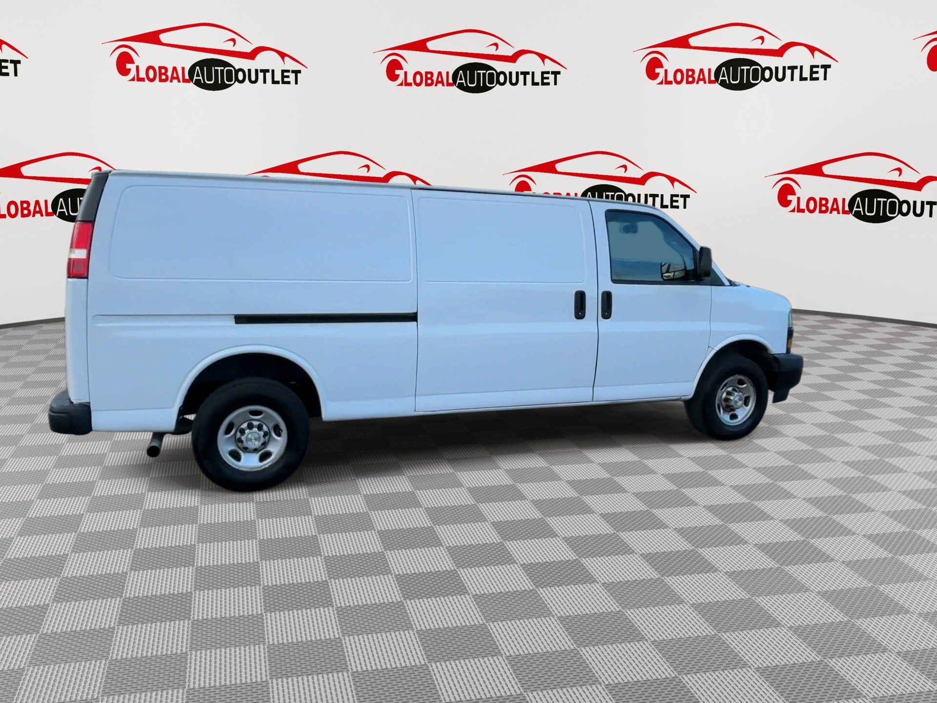 Used 2023 Chevrolet Express 3500 Extended w/ Driver Convenience Package RWD image 8