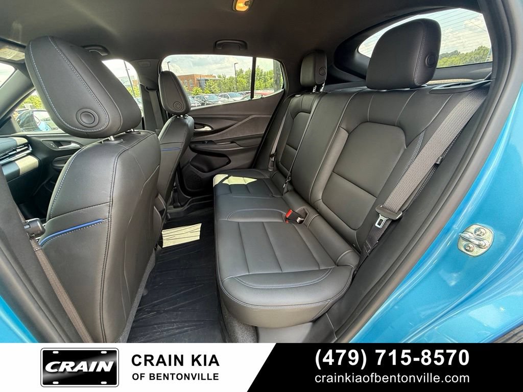 Used 2025 Buick Envista Sport Touring w/ Convenience I Package FWD image 25